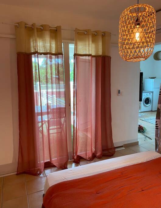 Appartement Cosy & Calme En Rez De Villa Saint-Francois  Kültér fotó